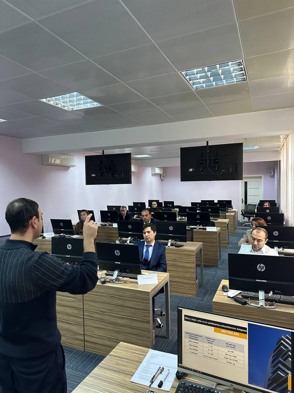 Dövlət Statistika Komitəsi ilə təlimləri