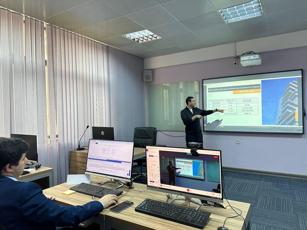 Dövlət Statistika Komitəsi ilə təlimləri